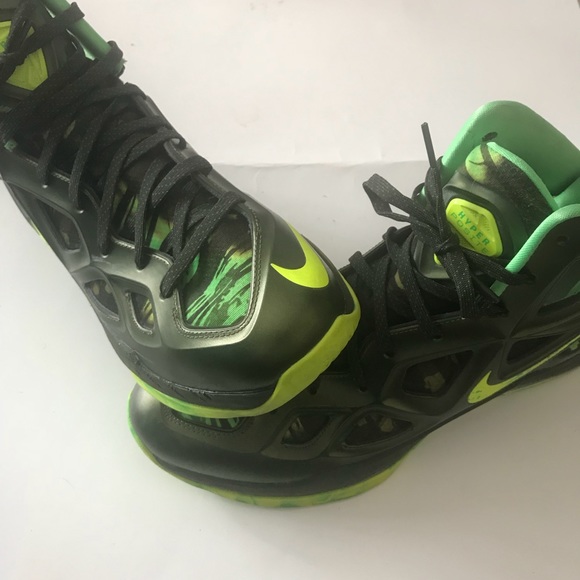 nike hyperposite 2